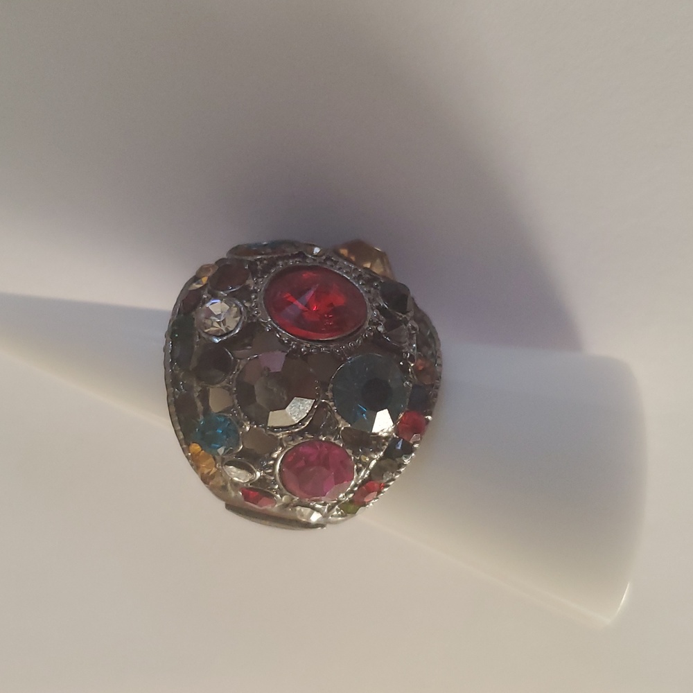 Pretty Multi Colored Rhinestone Ring! - Picture 3 of 5